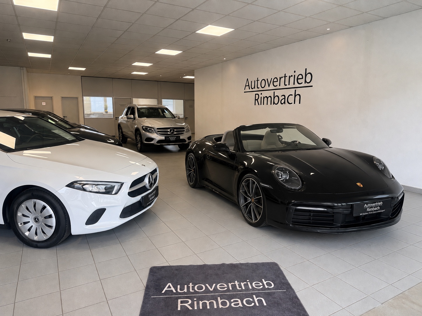 Showroom von Autovertrieb Rimbach